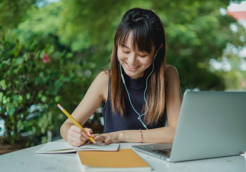 The Importance of Timely Information for Successful Dissertation Writing